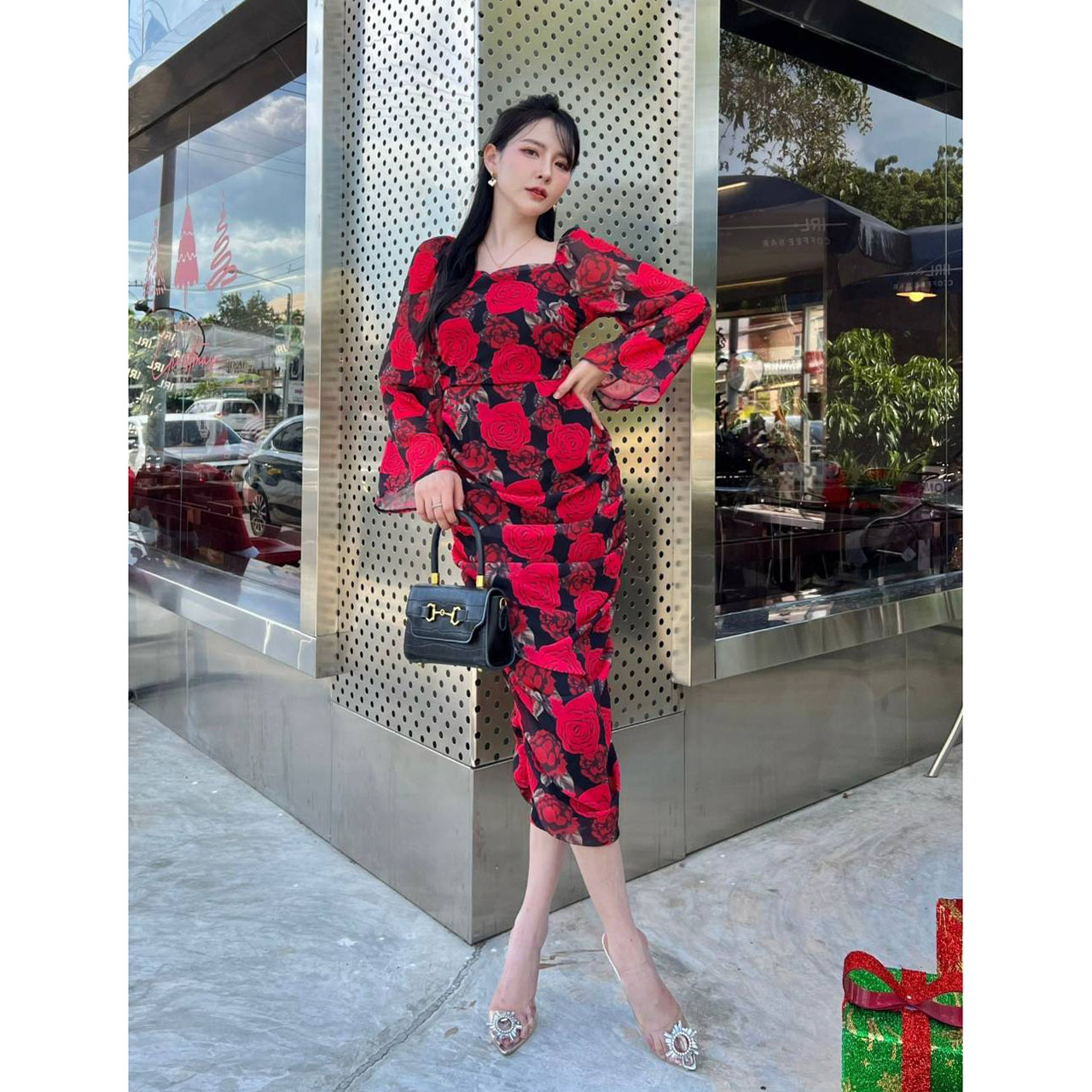 kudapy เดรสสั้นสีแดง ผ้าชีฟองกุหลาบ แต่งย่นเข้ารูป เรียบหรูดูไฮโซ ใส่สบาย
