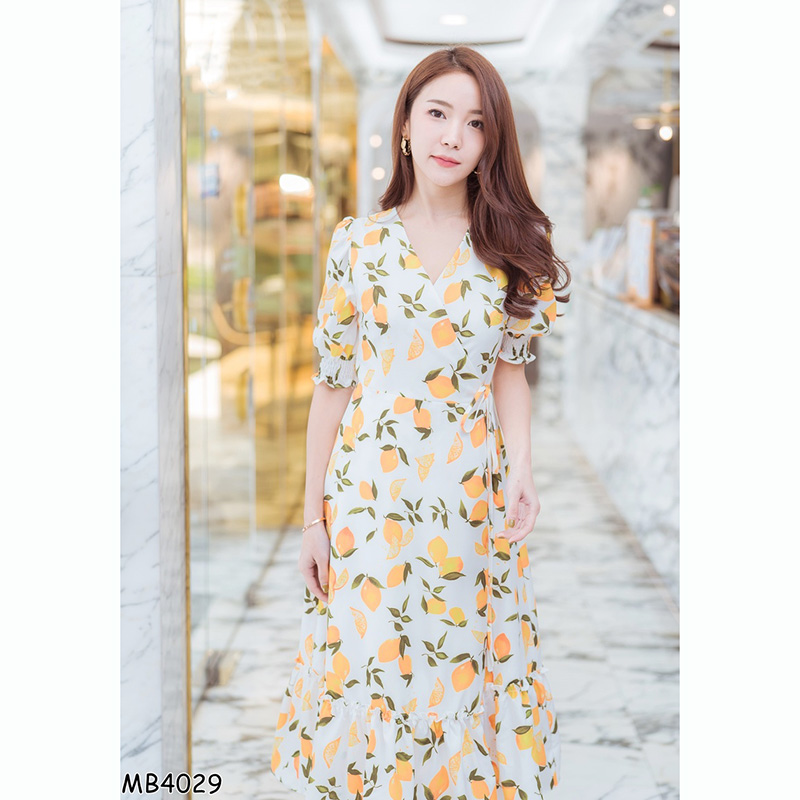 kudapy เดรสยาวสีขาว เชือกมัดโบว์ข้างลายมะนาวสวยดูดีน่ารัก