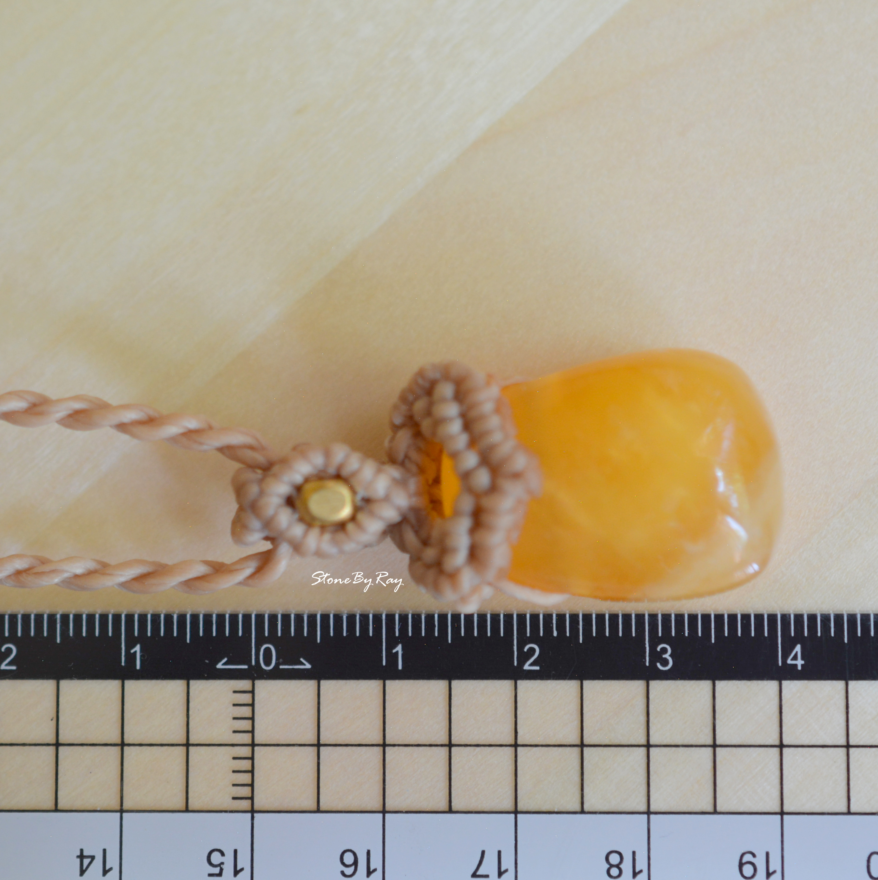 สร้อยคอเชือกถักจี้หินแคลไซต์(Calcite)