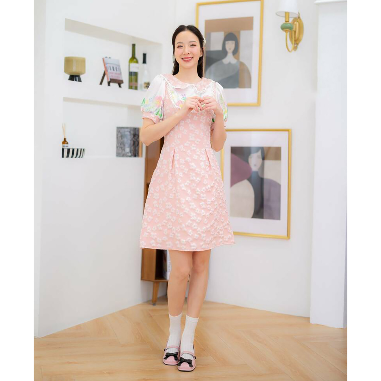 kudapy เดรสสั้นสีคราม/สีชมพู/สีแดง ทรงบานผ้าแจคกาดปักคดอก