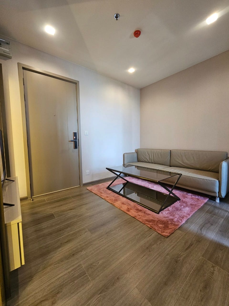 ปล่อยเช่าคอนโด The Politan Aqua (เดอะ โพลิแทน อควา) - ห้องสวยวิวแม่น้ำชั้นสูง 1ห้องนอน 1ห้องน้ำ 1ห้องนั่งเล่น - ใกล้ MRTพระนั่งเกล้า - ขนาดห้อง 30 ตรม. ชั้น 40 ตึก B