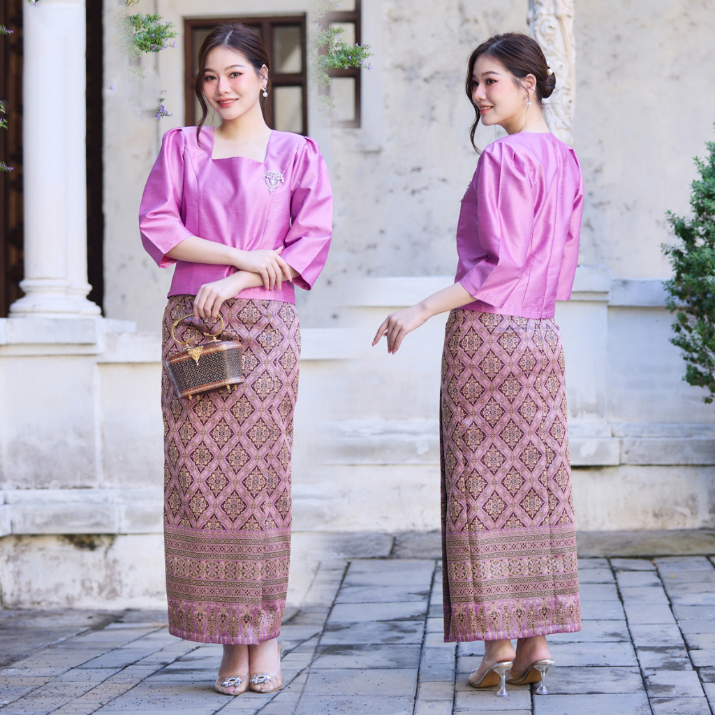 kudapy เซตออกงานสีม่วง คอเหลี่ยม แขนสามส่วน เสื้อผ้าไหม+ผ้าถุงทอลายกาฬสินทร์ ทบหน้า