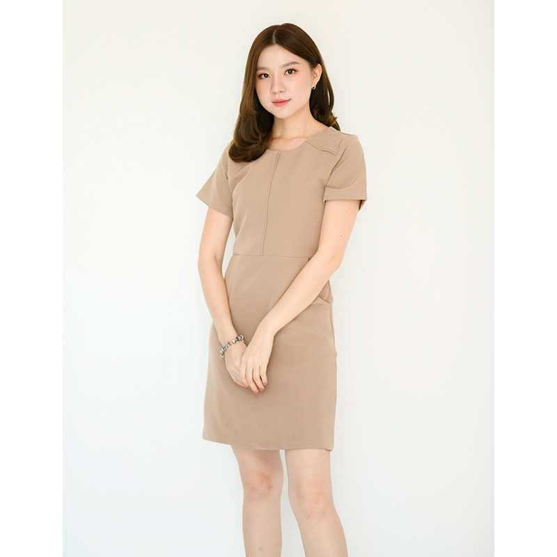 kudapy เดรสสั้นสีมาสตาร์ท,เขียวน้ำทะเล,ฟ้าอ่อน ตัดต่อเล่นคัทติ้งกลางลำตัวและช่วงไหล่ มีกระเป๋าด้านข้าง งานซับในทั้งตัว