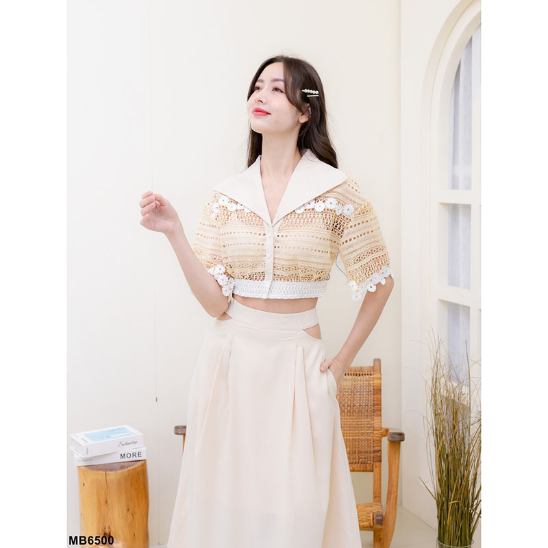 kudapy ชุด Set เสื้อครอป + กระโปรงยาวสีครีม บอกเลยว่าห้ามพลาดน้าา รุ่นนี้ใส่แบบชิคๆ ไปคาเฟ่ ไปเที่ยว ได้หลายลุคเลย