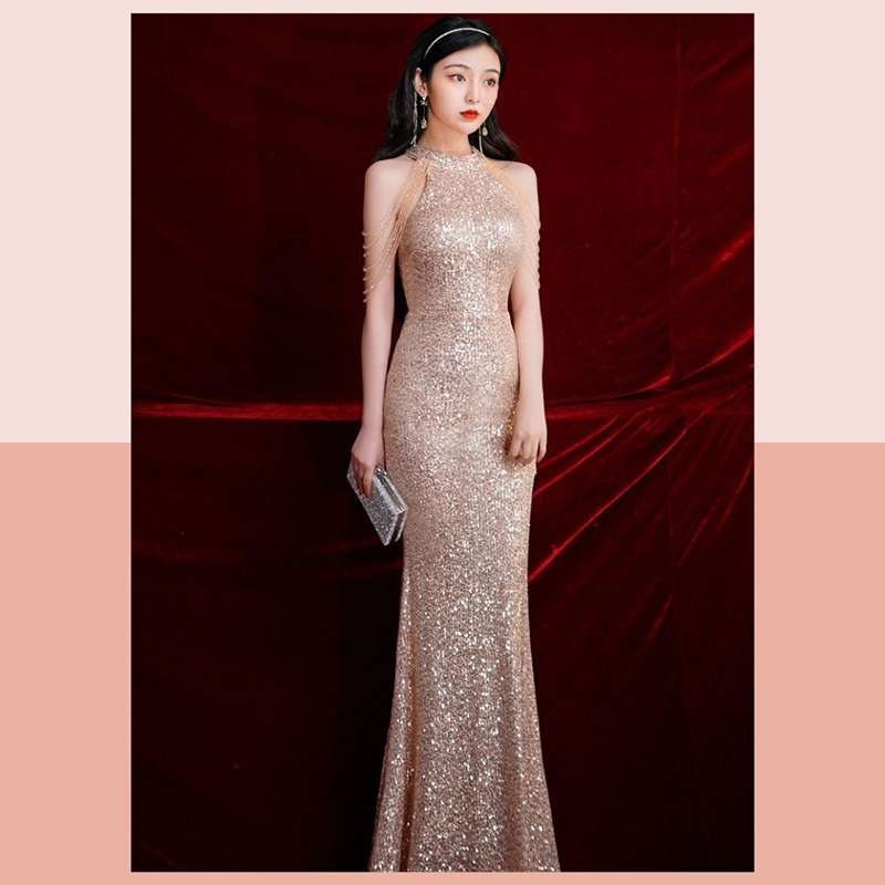 kudapy เดรสยาวสีทอง ออกงาน ชุดไปงานแต่งงาน เดรสยาวเว้าไหล่แต่งลูกปัด ผ้าปักเหลื่อม เรียบหรู ดูแพง