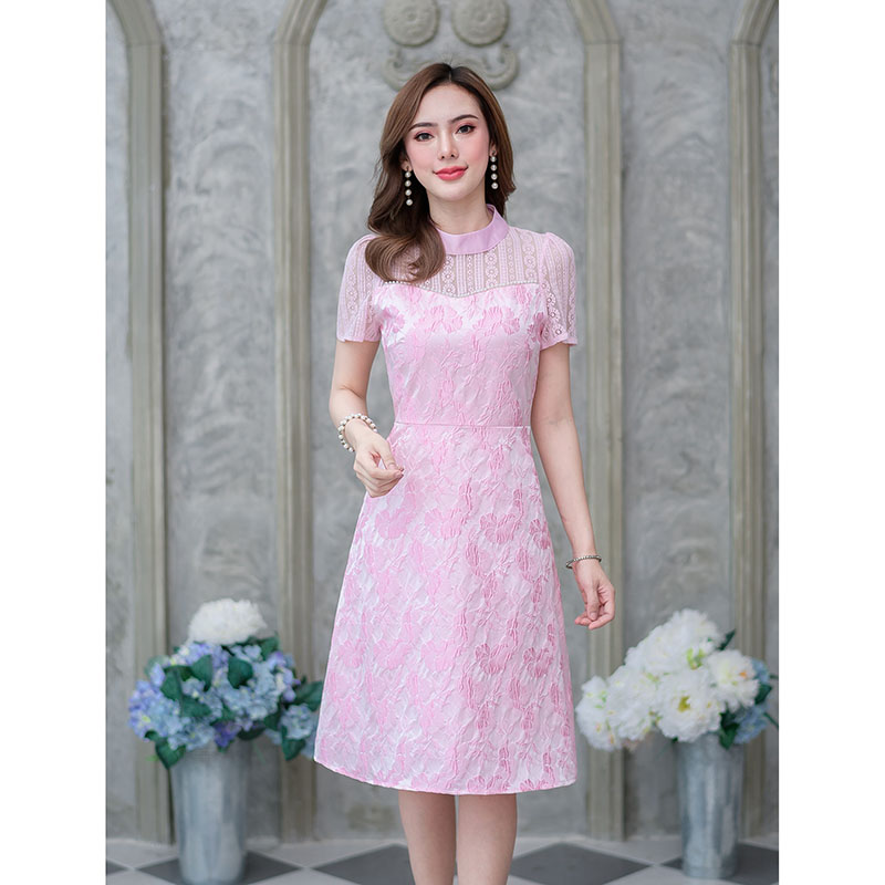 kudapy เดรสสั้นสีฟ้า/สีชมพู อกมุก สวยเงามีเทคเจอร์ลายดอกชัด ดีเทลแต่งมุกช่วงอกเพิ่มความสวย