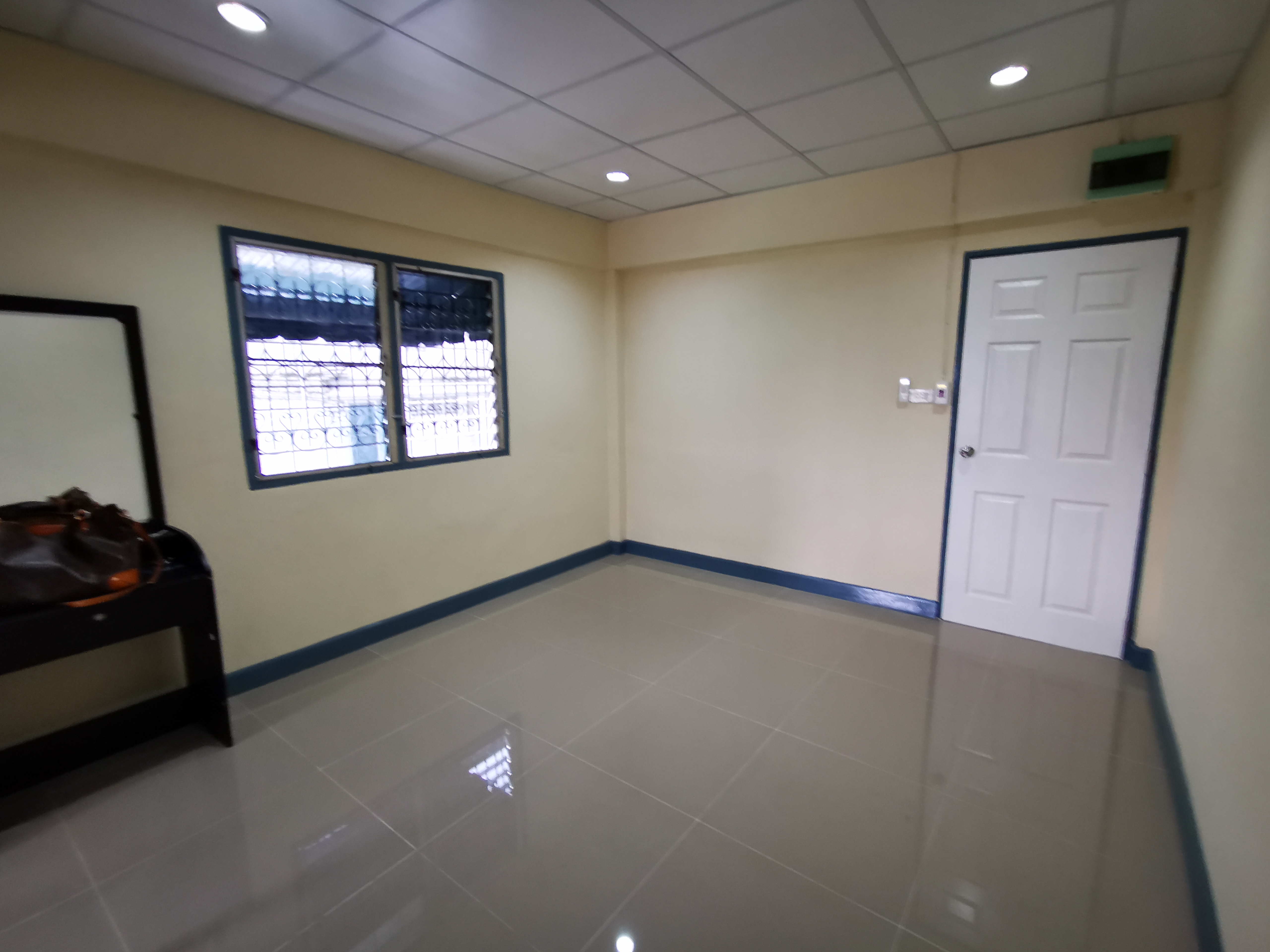 Nirun Condominium BTS Bangchak Fully Furnished Air Condition Furniture