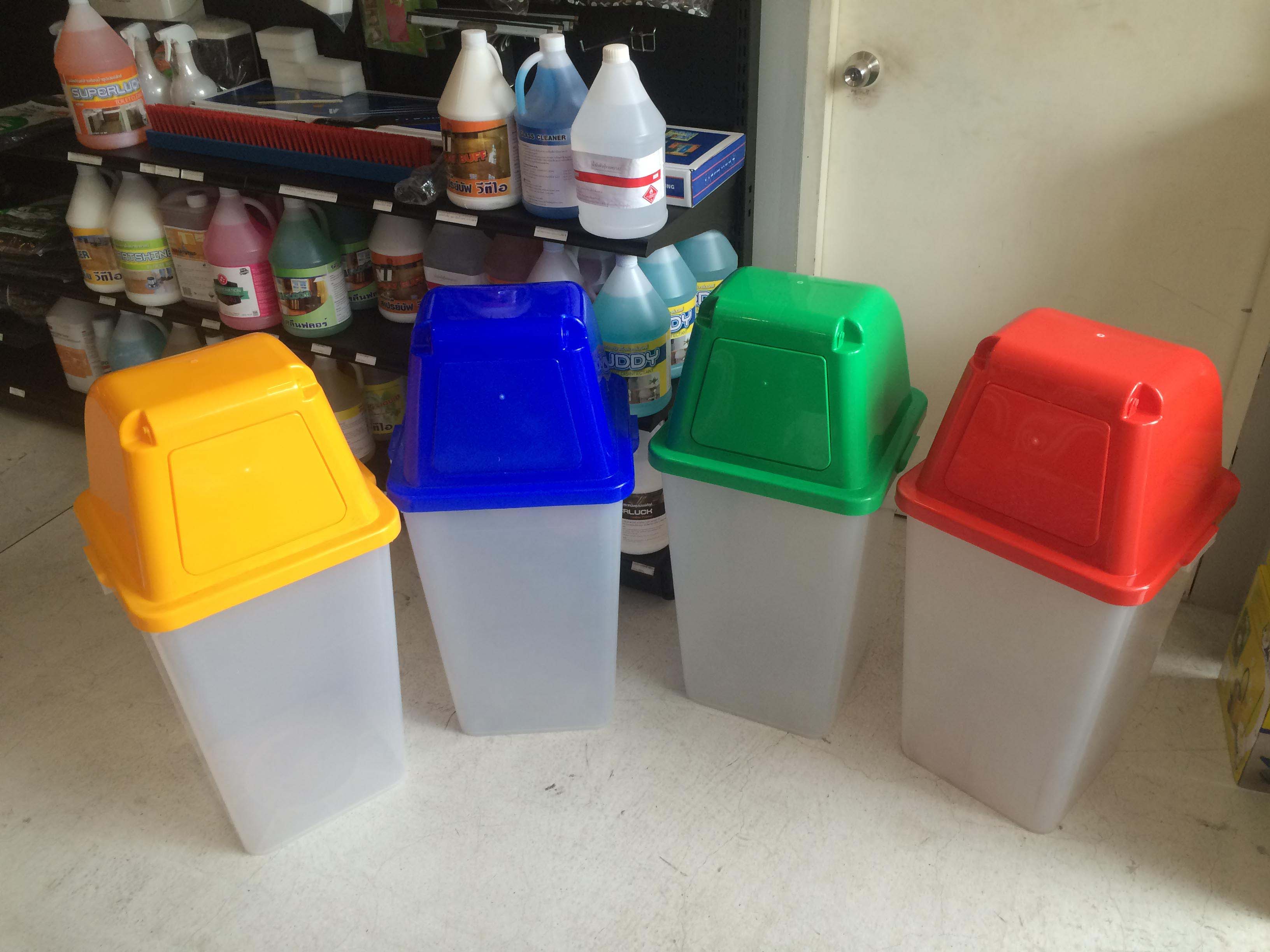 ถังขยะ ทรงเหลี่ยม พลาสติกใส ฝาสี 40 ลิตร