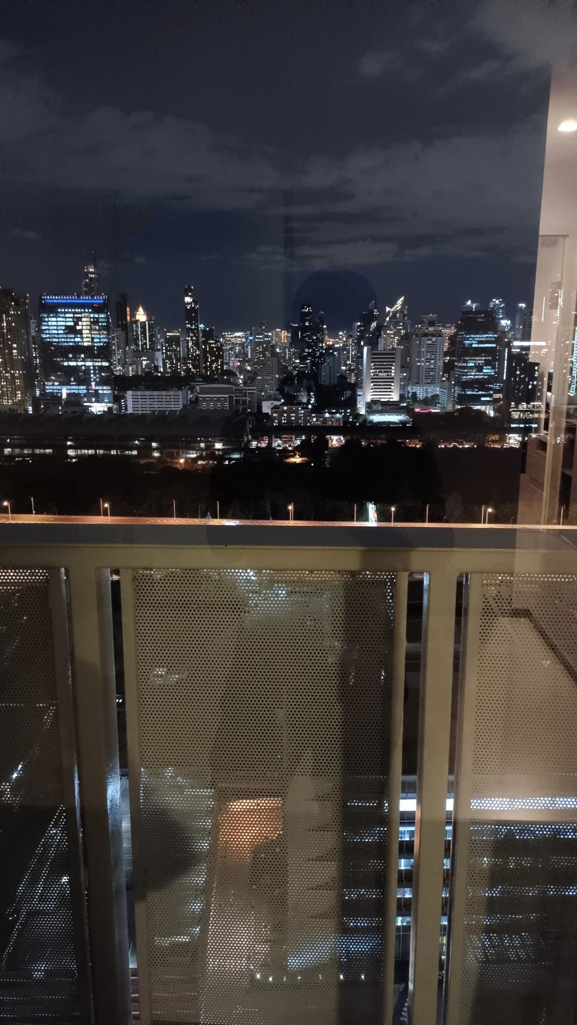 ให้เช่าคอนโด A Space ID Asoke - Ratchada (เอ สเปซ ไอดี อโศก - รัชดา) ตกแต่งเฟอร์ครบ 1ห้องนอน ชั้นสูง พร้อมเข้าอยู่