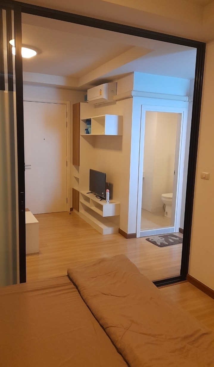 สนใจชมห้องติดต่อได้เลย Line ID: Smile-easy ปล่อยเช่าคอนโด J Condo Sathorn-Kanlapaphruek (เจ คอนโด สาทร-กัลปพฤกษ์) - 1ห้องนอน 1ห้องน้ำ 1ห้องนั่งเล่น - ขนาดห้อง 31 ตรม. ชั้น 6