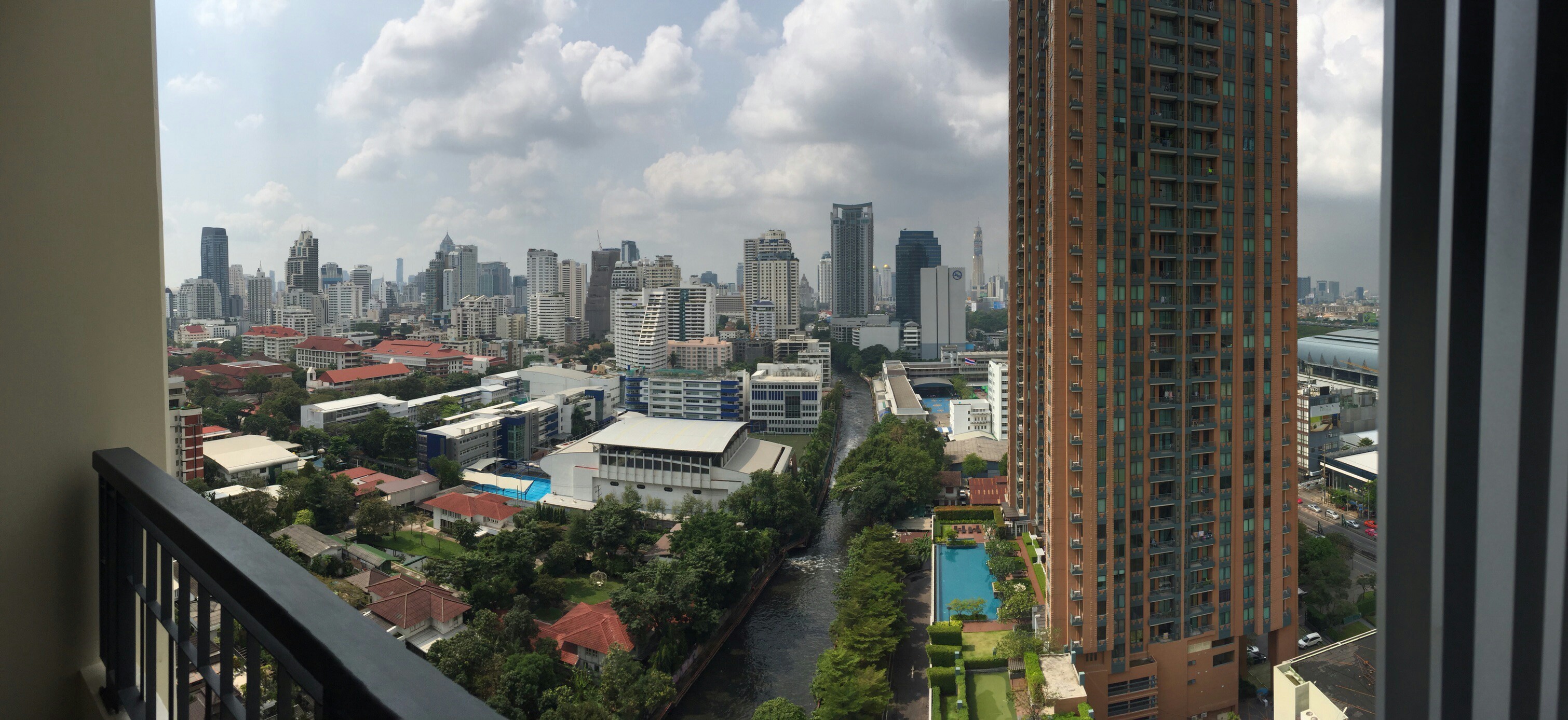 ขาย Q ASOKE ห้องหัวมุม ทิศใต้ วิวดีไม่มีตึกบัง