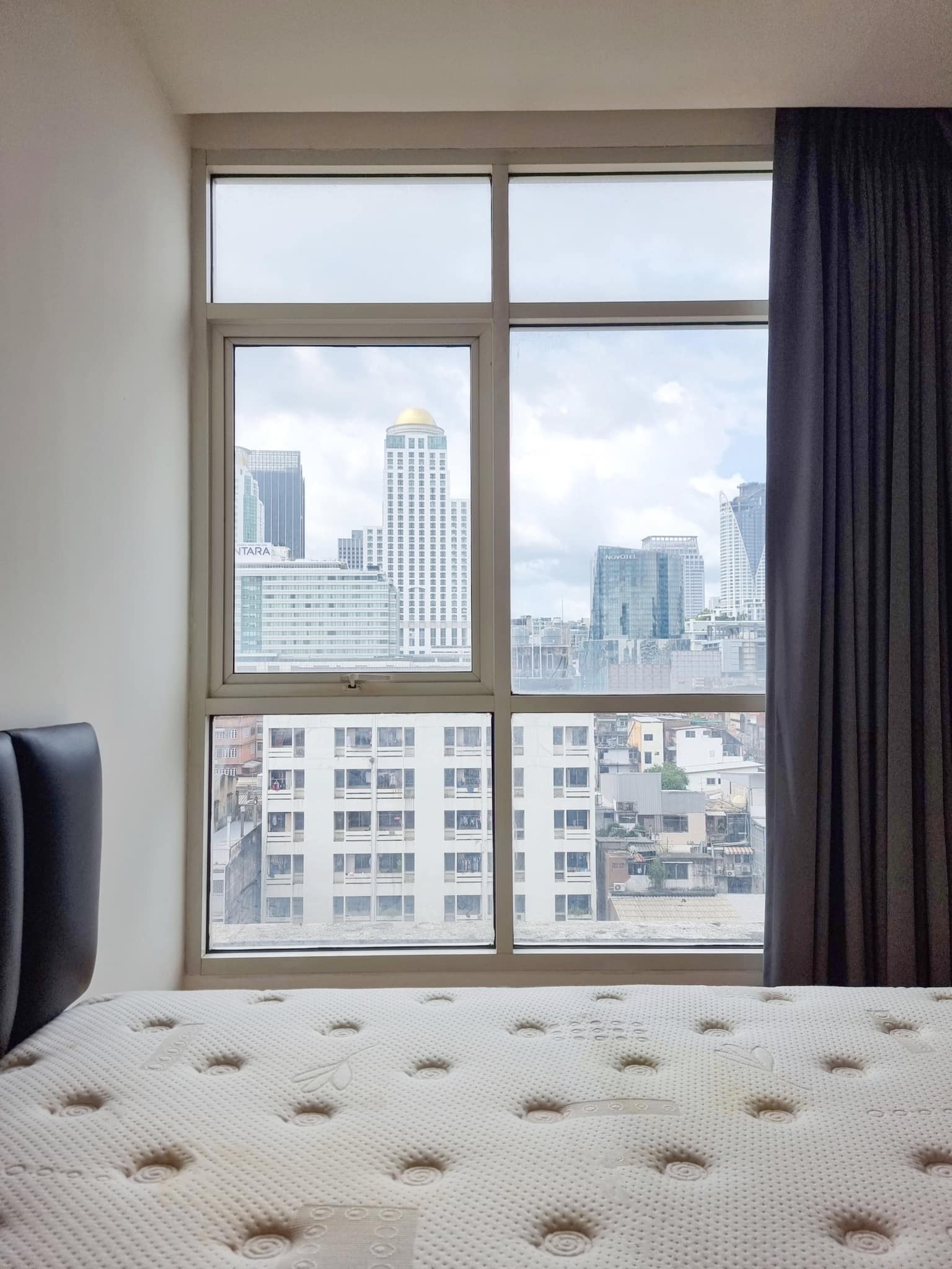 ให้เช่าคอนโด Ideo Verve Ratchaprarop (ไอดีโอ เวิร์ฟ ราชปรารภ) ติดกับสถานีรถไฟแอร์พอร์ต เรลลิ้งราชปรารภ