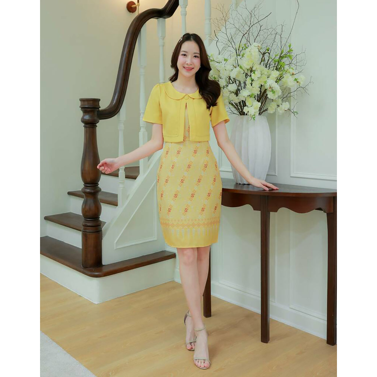 kudapy เดรสสั้นสีเหลือง/สีฟ้า/สีม่วง เสื้อคอปกพิมพ์ลายไทย ใส่สบายสวยดูดี