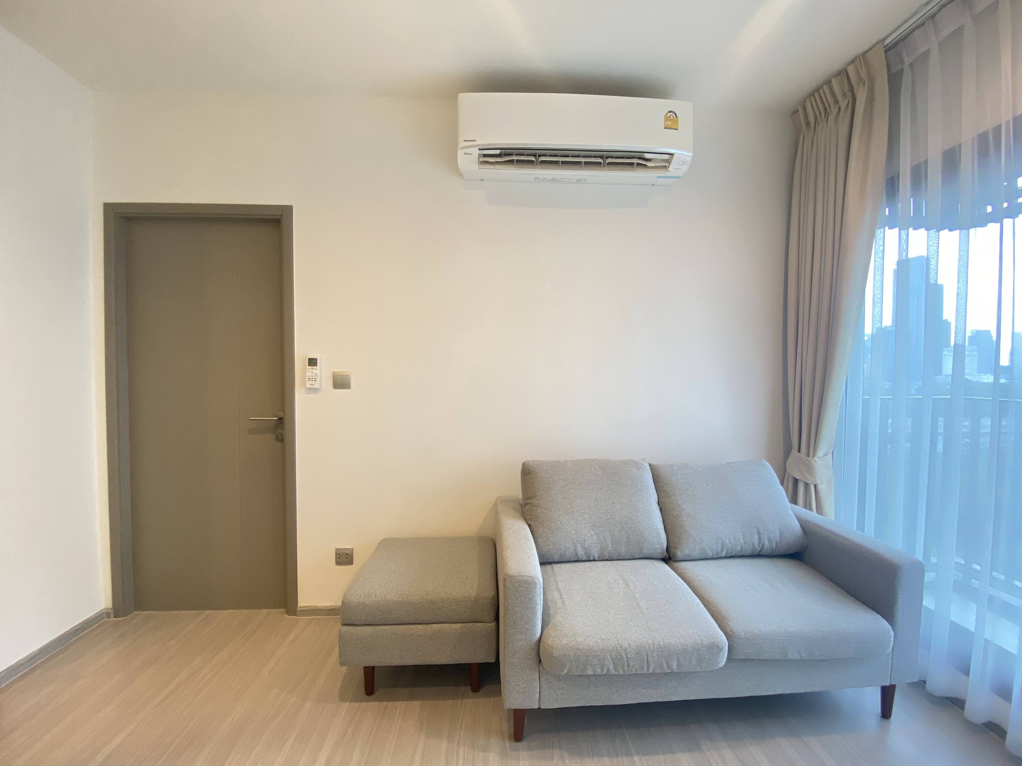 ให้เช่าคอนโด Life Asoke Hype (ไลฟ์ อโศก ไฮป์) - ห้องสวยน่าอยู่แบ่งเป็นสัดส่วน - การเดินทาง MRT พระราม9และเพชรบุรี Airport Link มักกะสัน