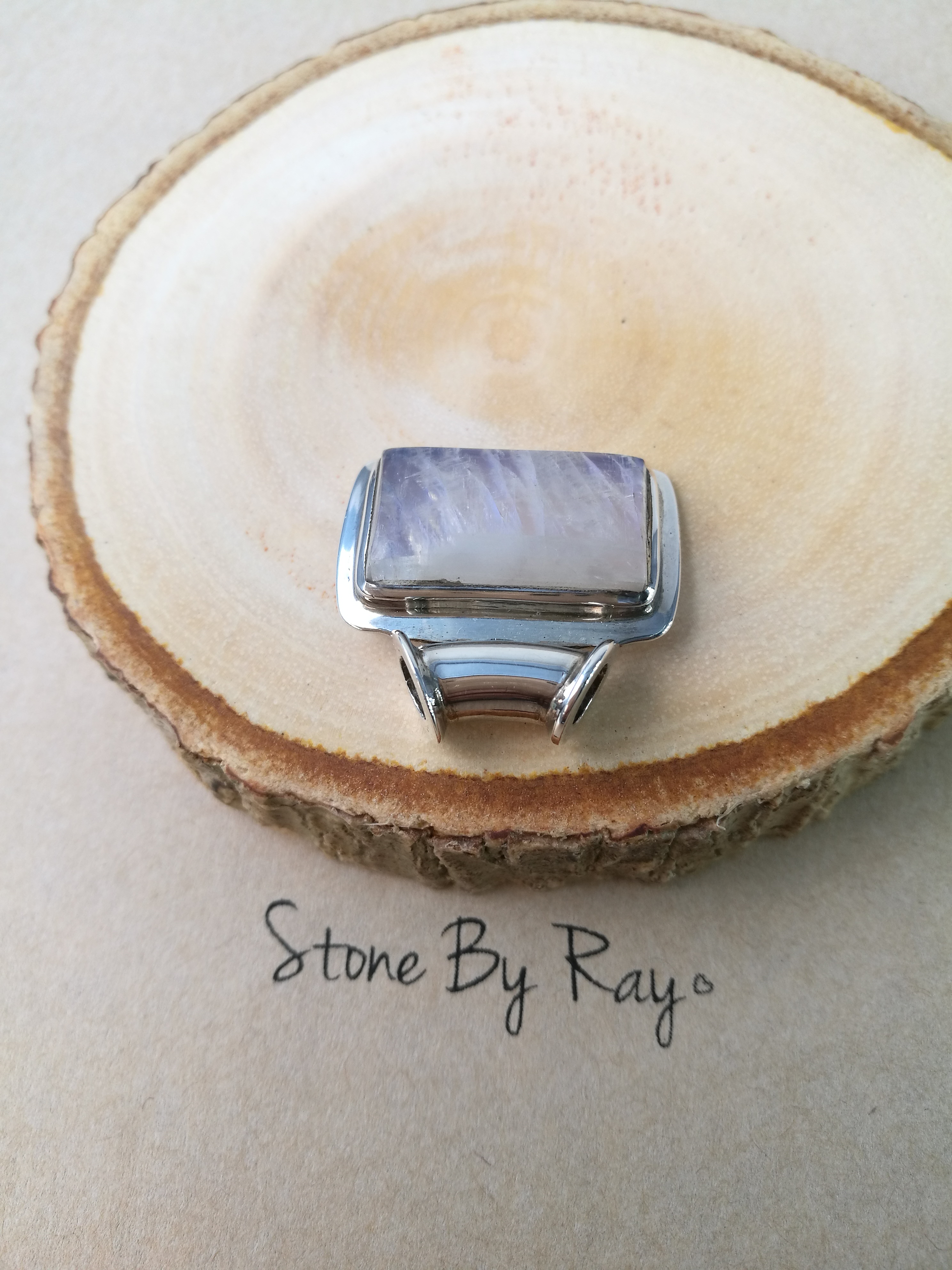 จี้มูนสโตน(Moonstone)