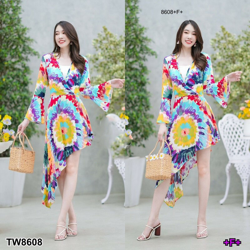 kudapy เดรสสั้น ชายเฉียงระบายชายหางปลาแบบจัดเต็ม ผ้าพริ้ว แขนยาวปลายแขนระบาย