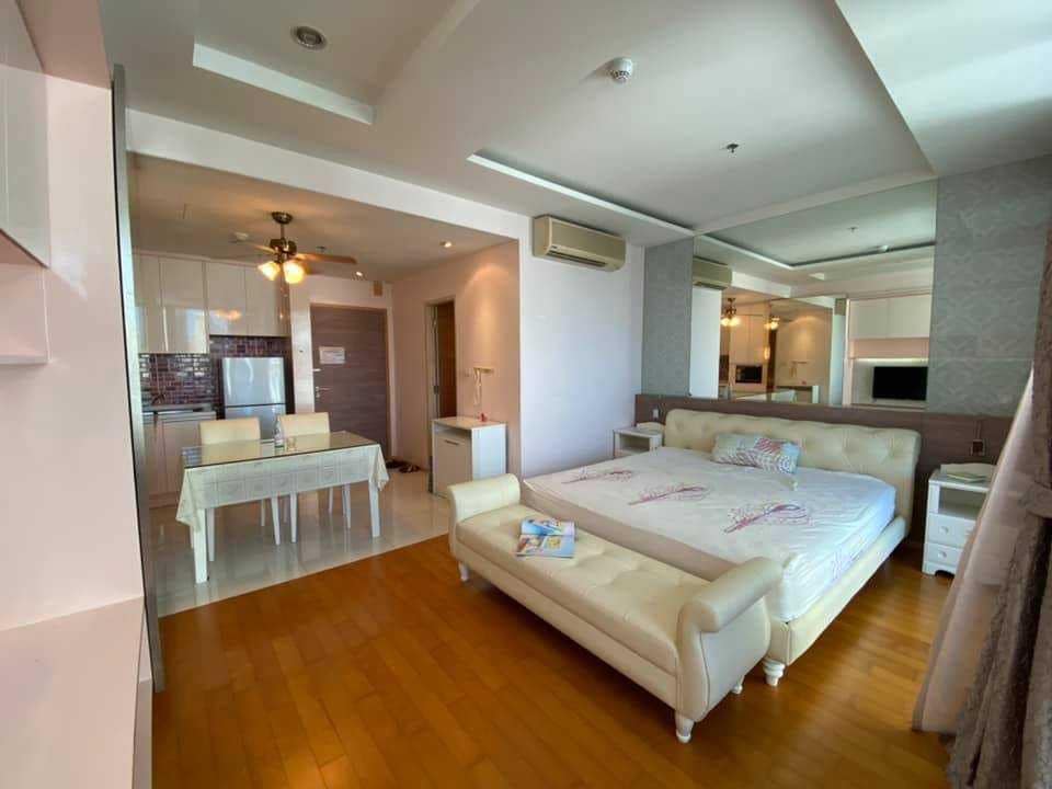 ให้เช่า Villa Rachatewi (วิลล่า ราชเทวี) ห้องพร้อมให้ชมเฟอร์ครบพร้อมอยู่