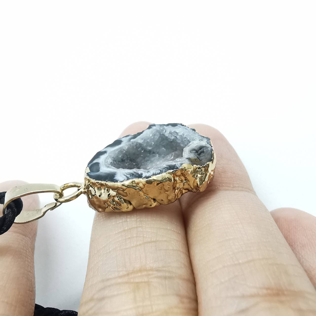 จี้หินจีโอตอาเกต Agate