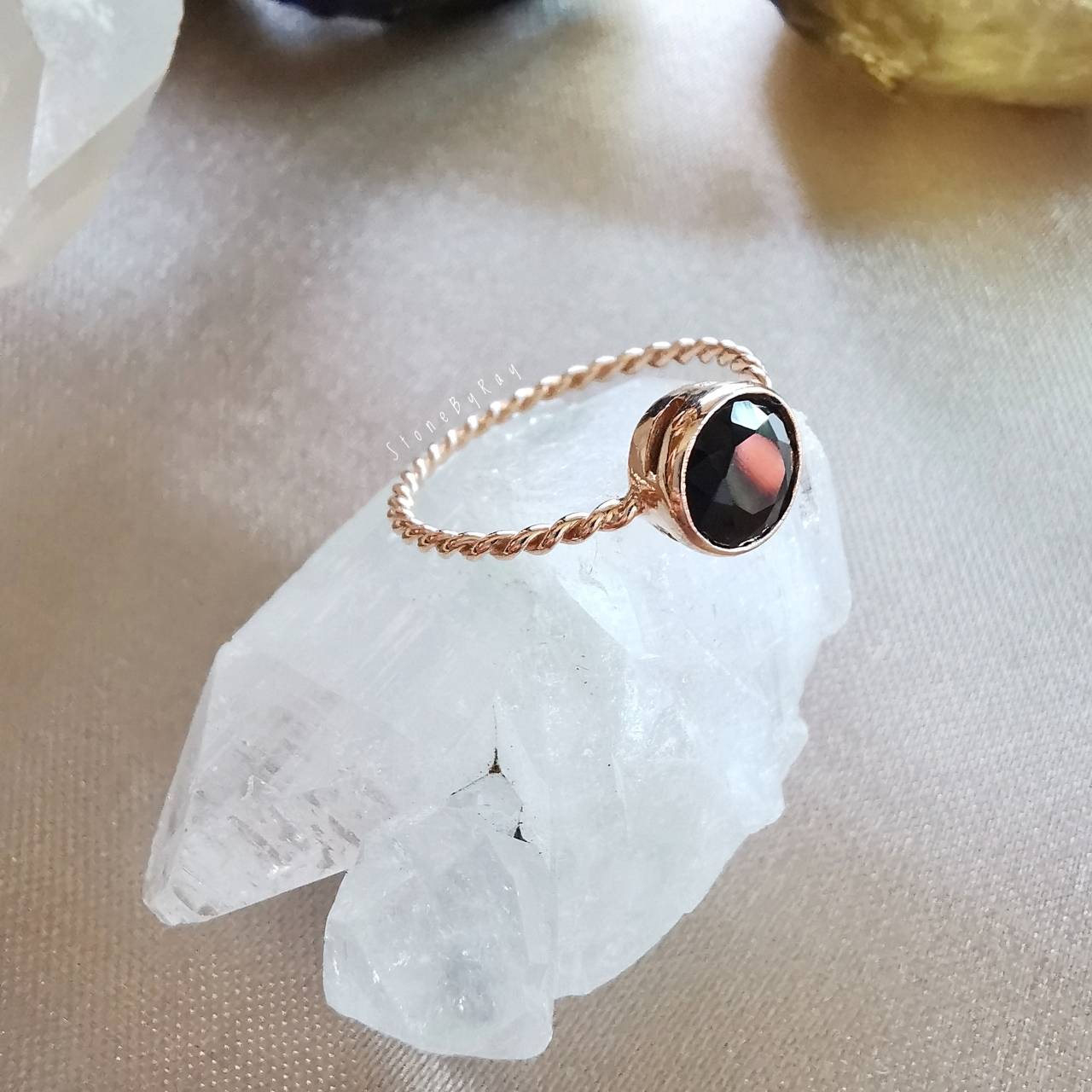แหวนเงินหินสะเก็ดดาว Tektite