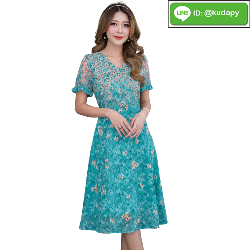 kudapy เดรสสั้นผ้าชิฟฟ่อนสีน้ำตาล สีเขียว พิมพ์ลายดอกไม้ไล่สี เดรสสั้นคอวี แขนสั้นให้ดูสวยหวานค่ะ งานผ้าพริ้วใส่สบาย