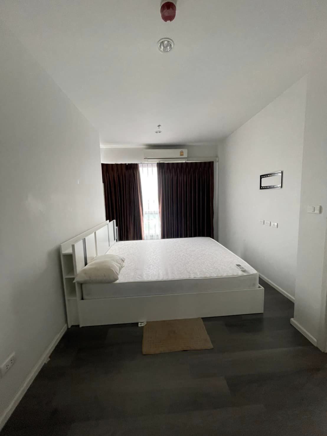 สนใจชมห้องติดต่อได้เลย Line ID: Smile-easy ปล่อยเช่าคอนโด The Stage Taopoon Interchange (เดอะ สเตจ เตาปูน อินเตอร์เช้นท์) - 2ห้องนอน 2ห้องน้ำ 1ห้องนั่งเล่น - ใกล้ MRT เตาปูน - ขนาดห้อง 56.75 ตรม.