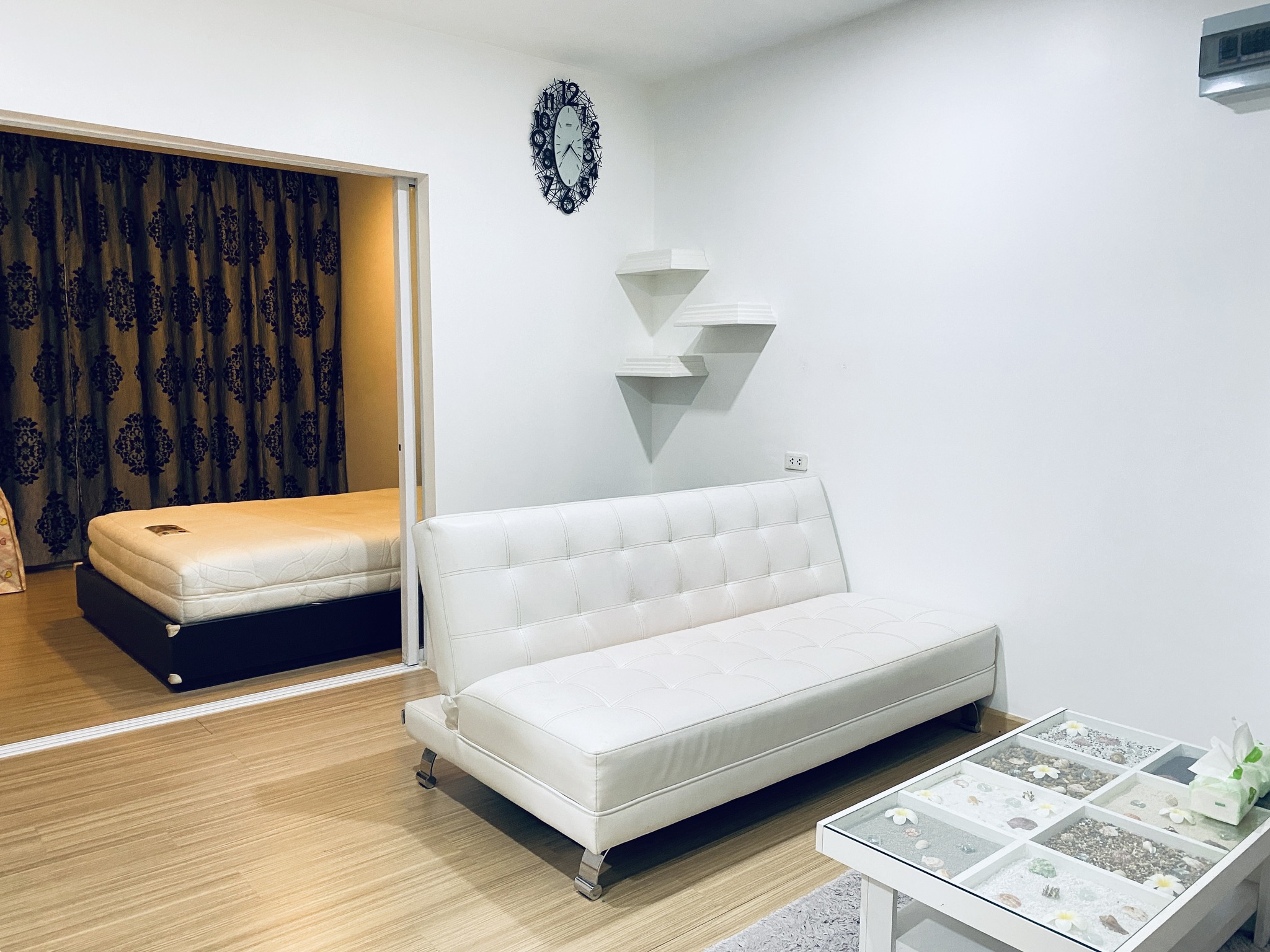 ให้เช่าห้องแบบ 1ห้องนอน 1ห้องน้ำ โซนพื้นที่ MRT ลาดพร้าว 101 คอนโด Happy Condo Ladprao 101 (แฮปปี้ คอนโด ลาดพร้าว 101) Low Rise ขนาดห้อง 36 ตรม. ชั้น 3 ตึก E