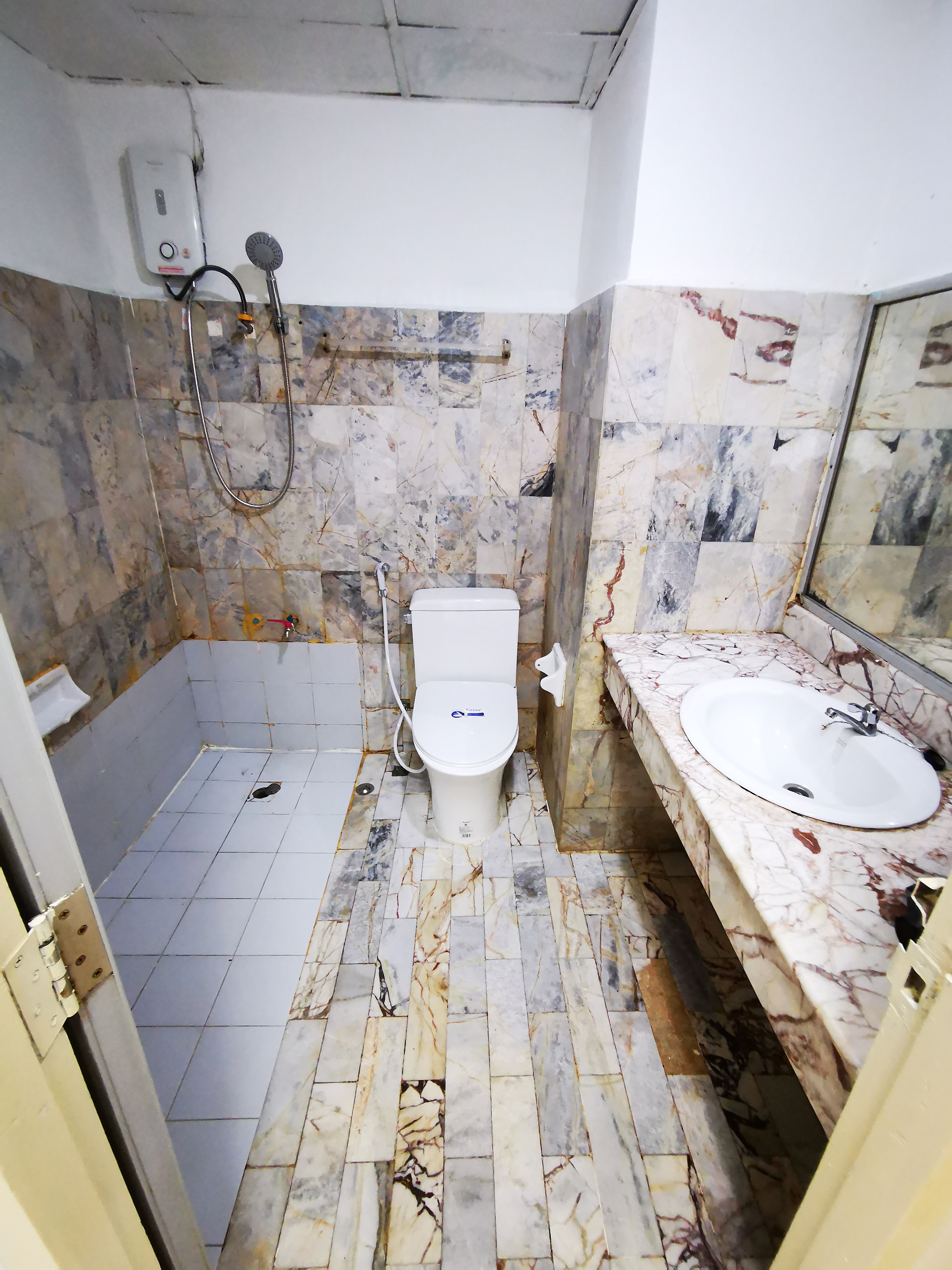 Nirun Residence 3Floor 25sqm.Mega Bangna Ramkamkheng 2 Ikea Prawet 0909897810