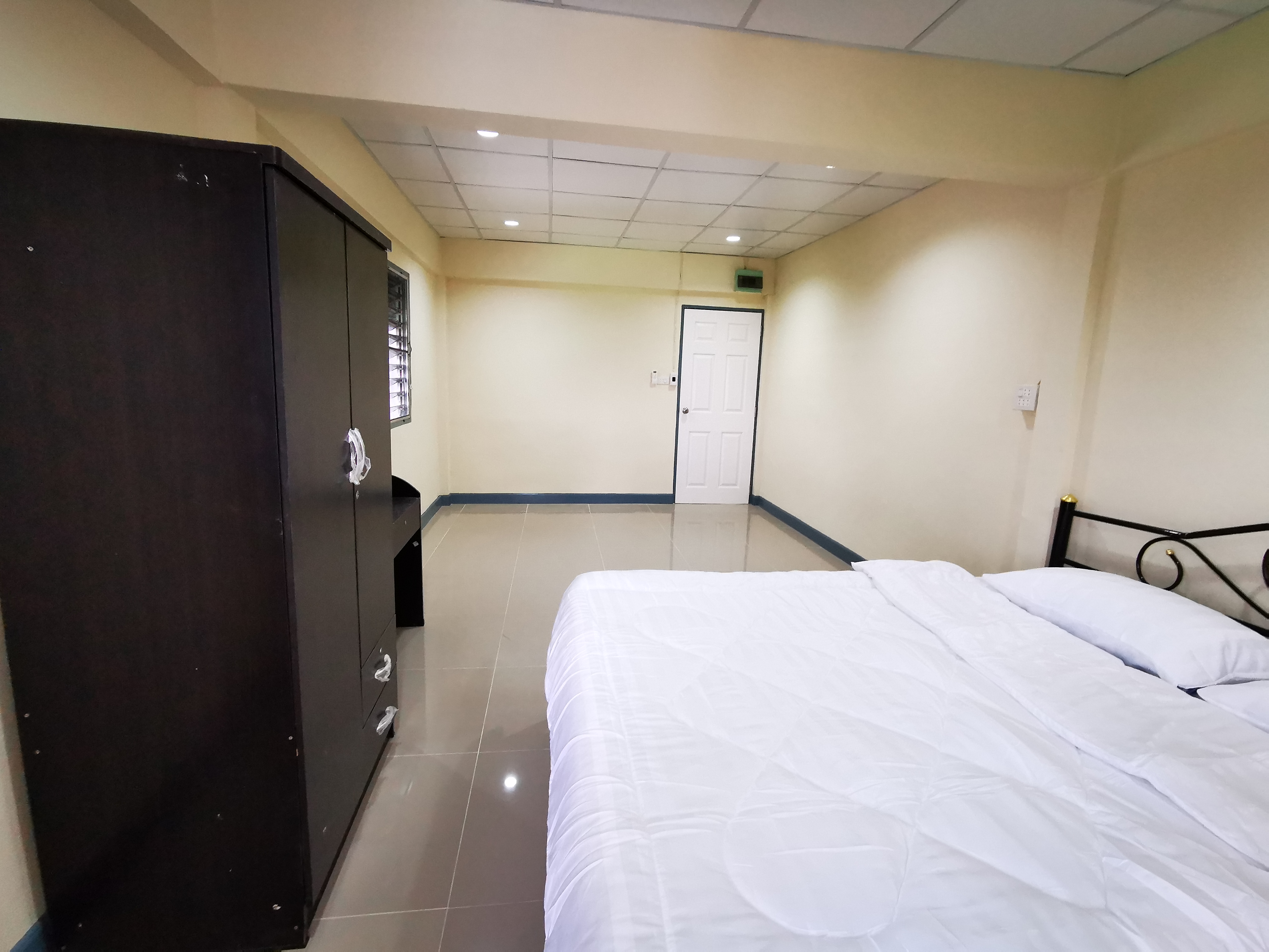 Nirun Condominium BTS Bangchak Fully Furnished Air Condition Furniture