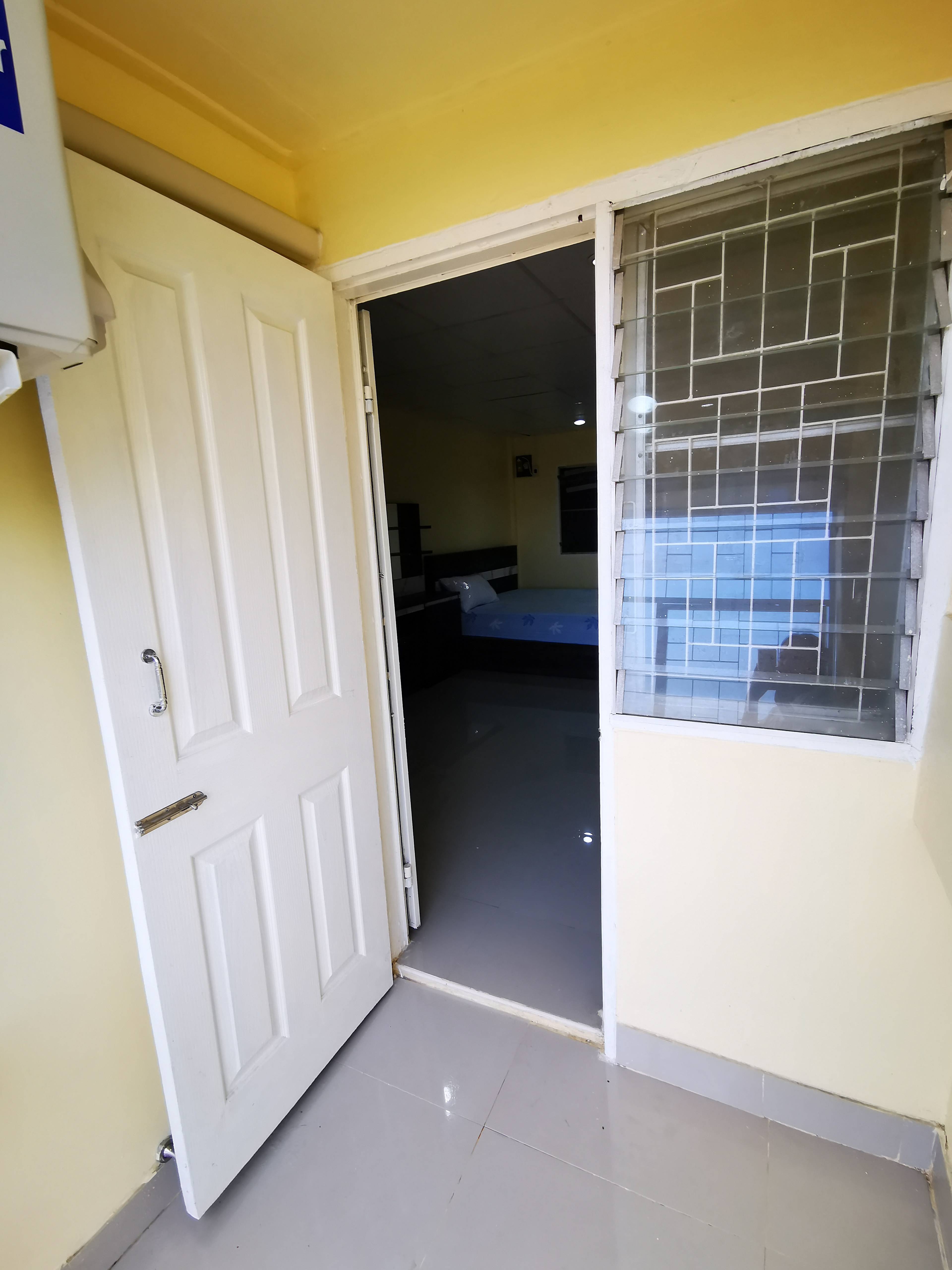 Nirun Condo 5Floor Corner 25 sqm.Bts Bangchak Sukhumvit 93 0909897810