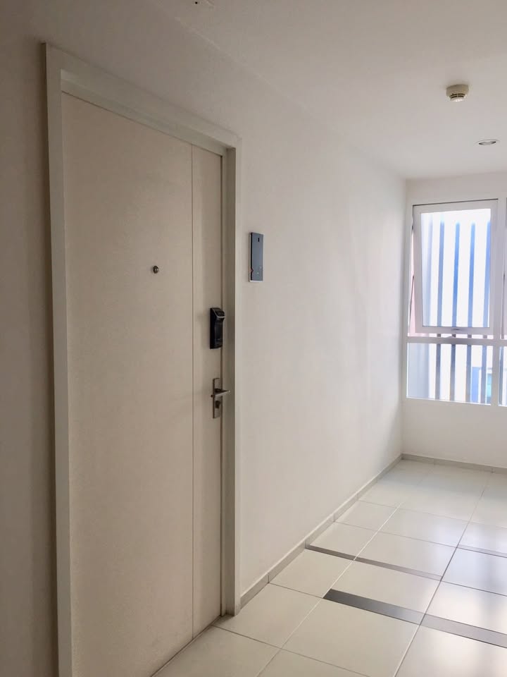 ปล่อยเช่า The Key Phahonyothin (เดอะ คีย์ พหลโยธิน 34) - โซนพื้นที่ BTS เสนานิคม 1ห้องนอน 1ห้องน้ำ - ขนาดห้อง 35 ตรม. ชั้น 5 ตึก A - ให้เช่า 11,000 ต่อเดือน