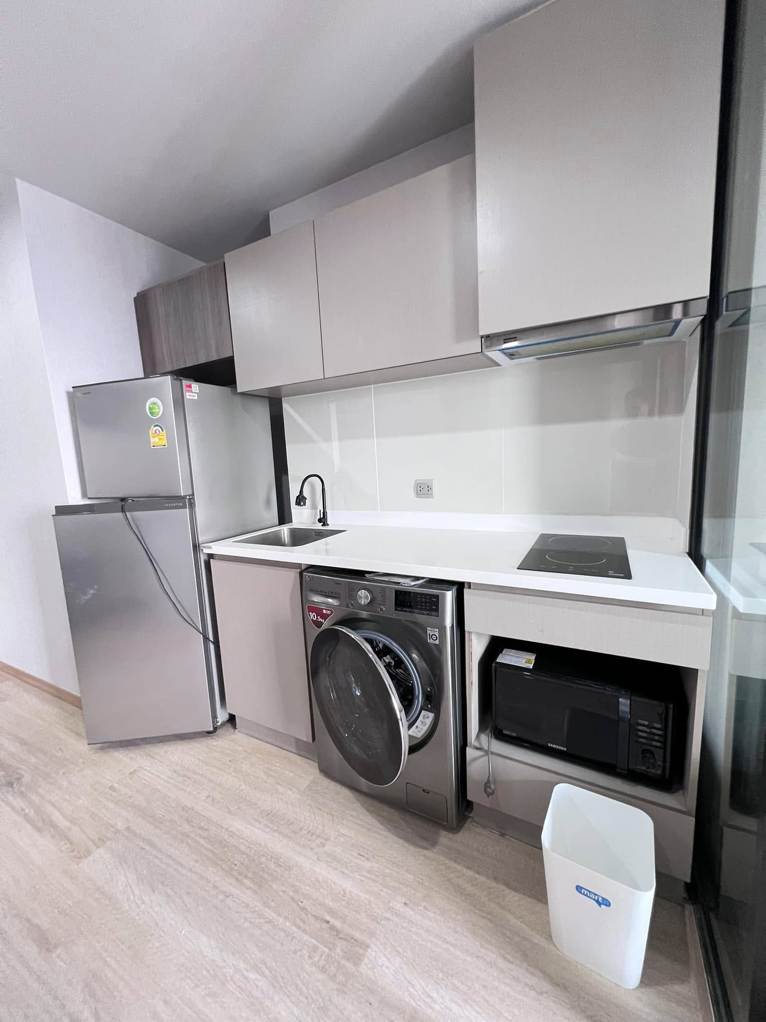 ปล่อยเช่า Life Ladprao (ไลฟ์ ลาดพร้าว) - โซนพื้นที่ BTS ห้าแยกลาดพร้าว 1ห้องนอน 1ห้องน้ำ - ขนาดห้อง 35 ตรม. ชั้น 45 ตึก B - ให้เช่า 22,000 ต่อเดือน