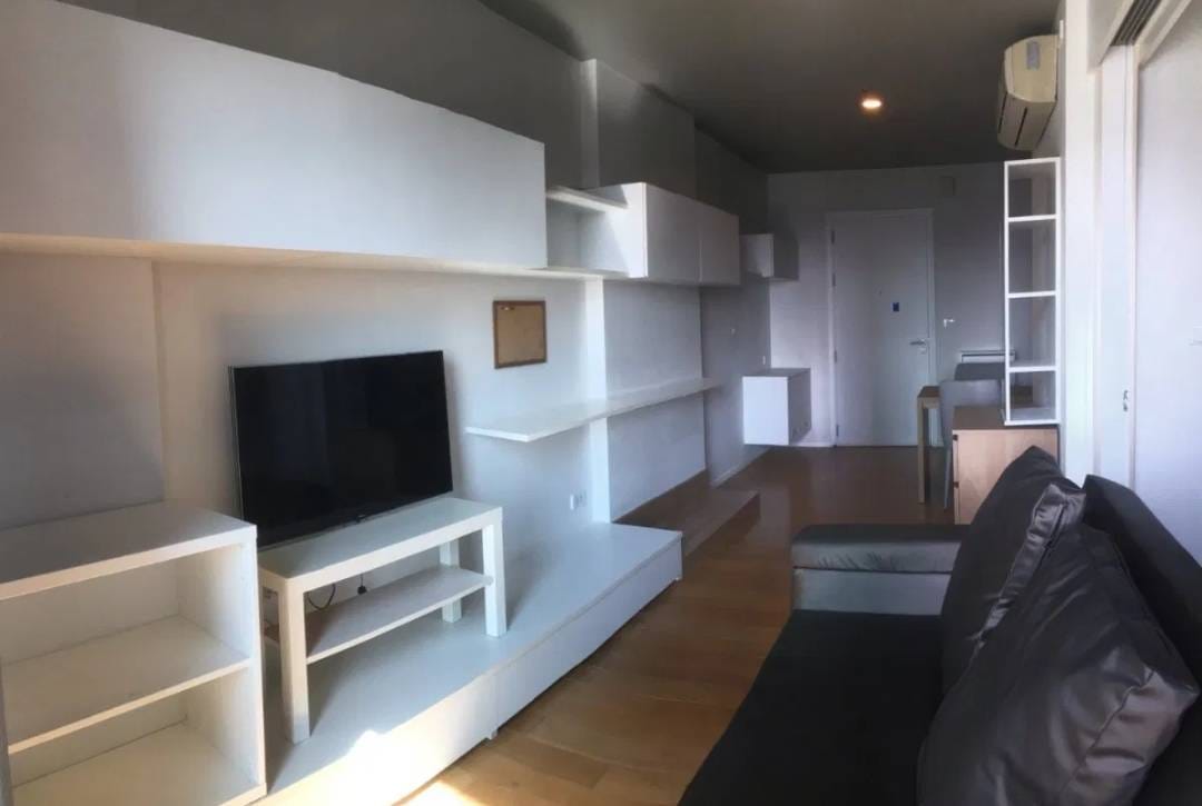 ปล่อยเช่า Blocs 77 (บลอคส์ 77) - โซนพื้นที่ BTS อ่อนนุช 1ห้องนอน 1ห้องน้ำ 1ห้องนั่งเล่น - ขนาดห้อง 40 ตรม. ชั้น 12 - ให้เช่า 17,000 ต่อเดือน