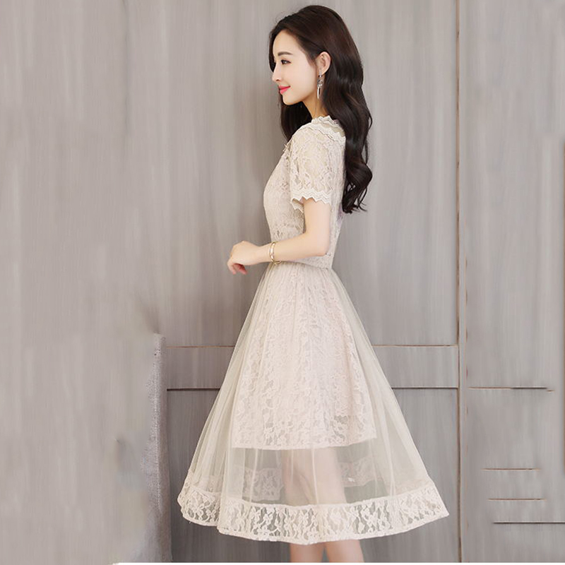 kudapy เดรสผ้าลูกไม้เนื้อดีสีครีม ตัวเนื้อผ้าพิเศษมากๆๆค่ะ เมื่อสะท้อนแสงแดด