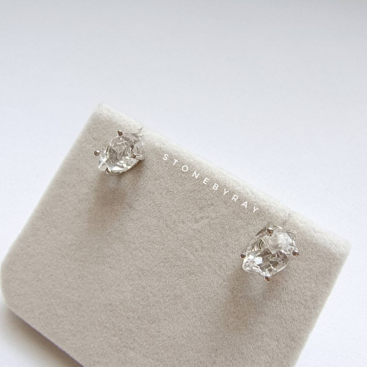 ต่างหูเงินหินเฮอร์คิเมอร์ไดม่อน Herkimer Diamond