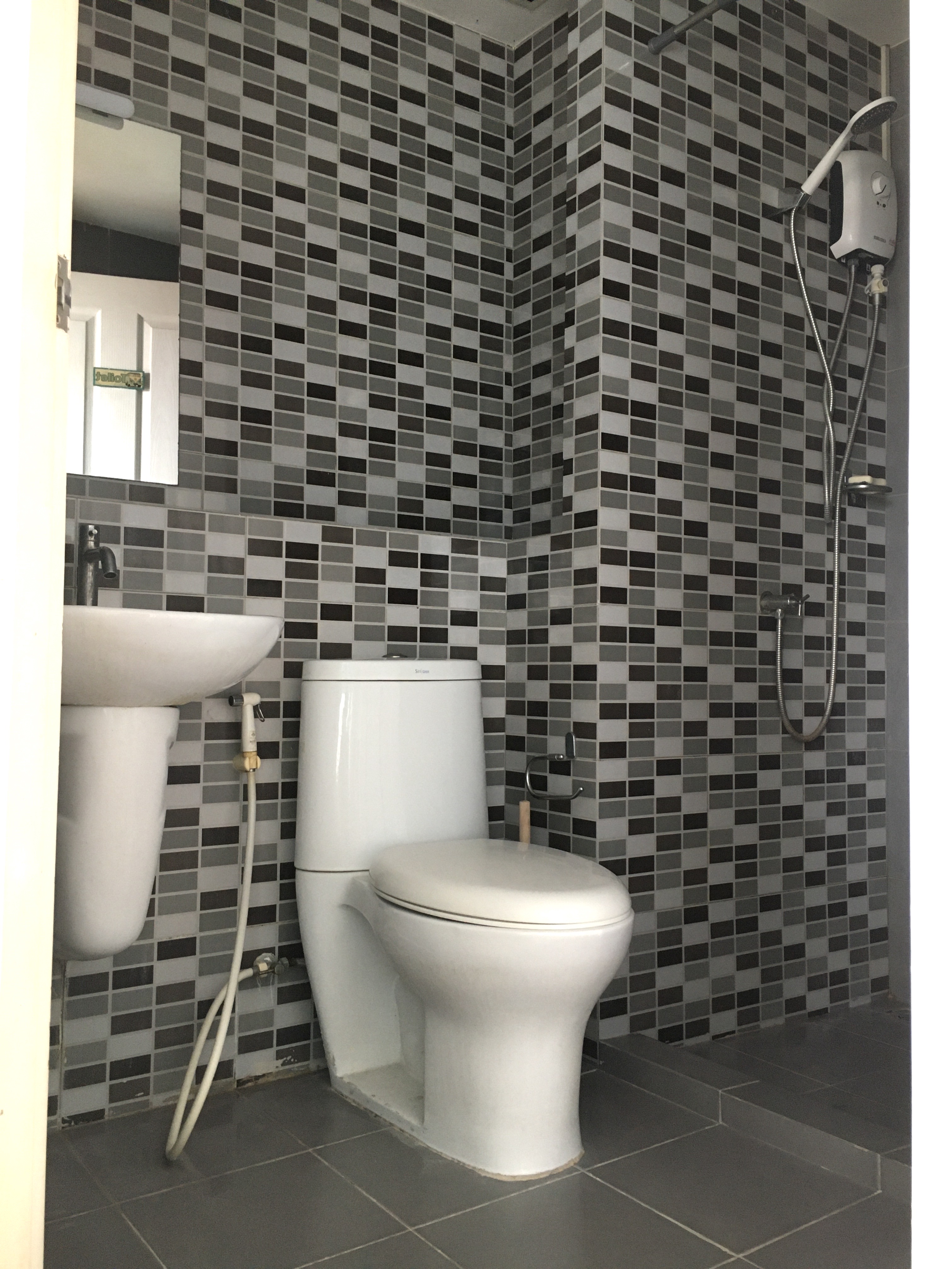 ขายคอนโด MRT ไทรม้า พร้อมเฟอร์นิเจอร์ สอบถามแอด Line ID : Smile-easy ที่ ดีคอนโด รัตนาธิเบศร์