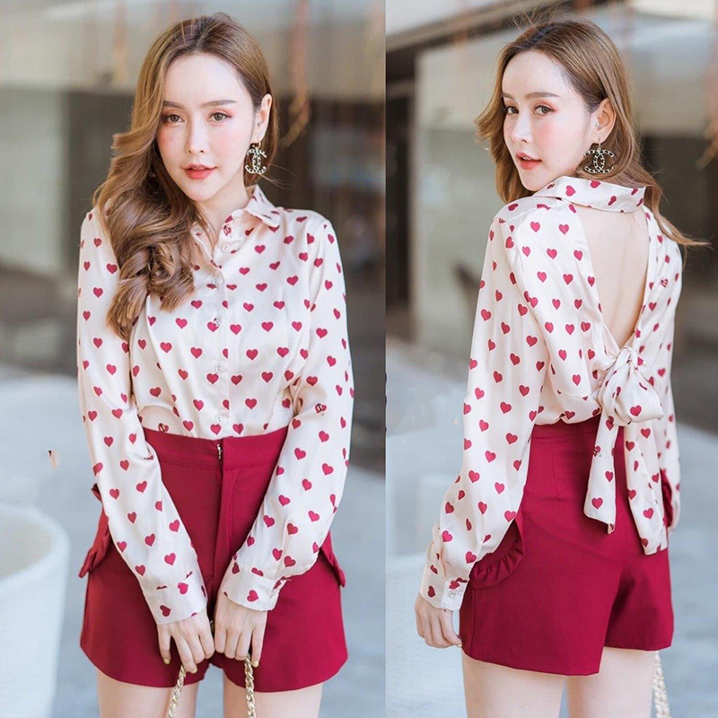 kudapy งานเซ็ตน่ารัก เสื้อเชริตผ้าซิลสีครีมพิมพ์ลายหัวใจสีแดง กระดุมหน้า