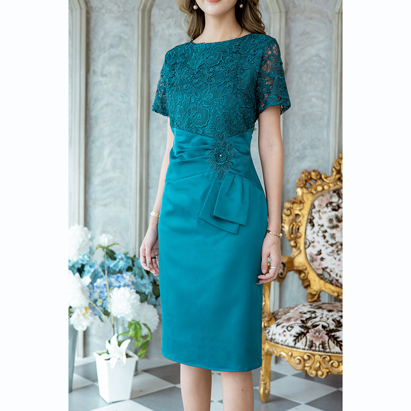 kudapy เดรสสั้นสีเขียว/สีฟ้า/ดำ เดรสลูกไม้ ดีไซน์สวยเก๋มากๆ ช่วงกระโปรงเป็นผ้าเนื้อเงามีความนิ่มสวยใส่สบาย ดีเทลความสวยหรูอยู่ที่ช่วงเอว