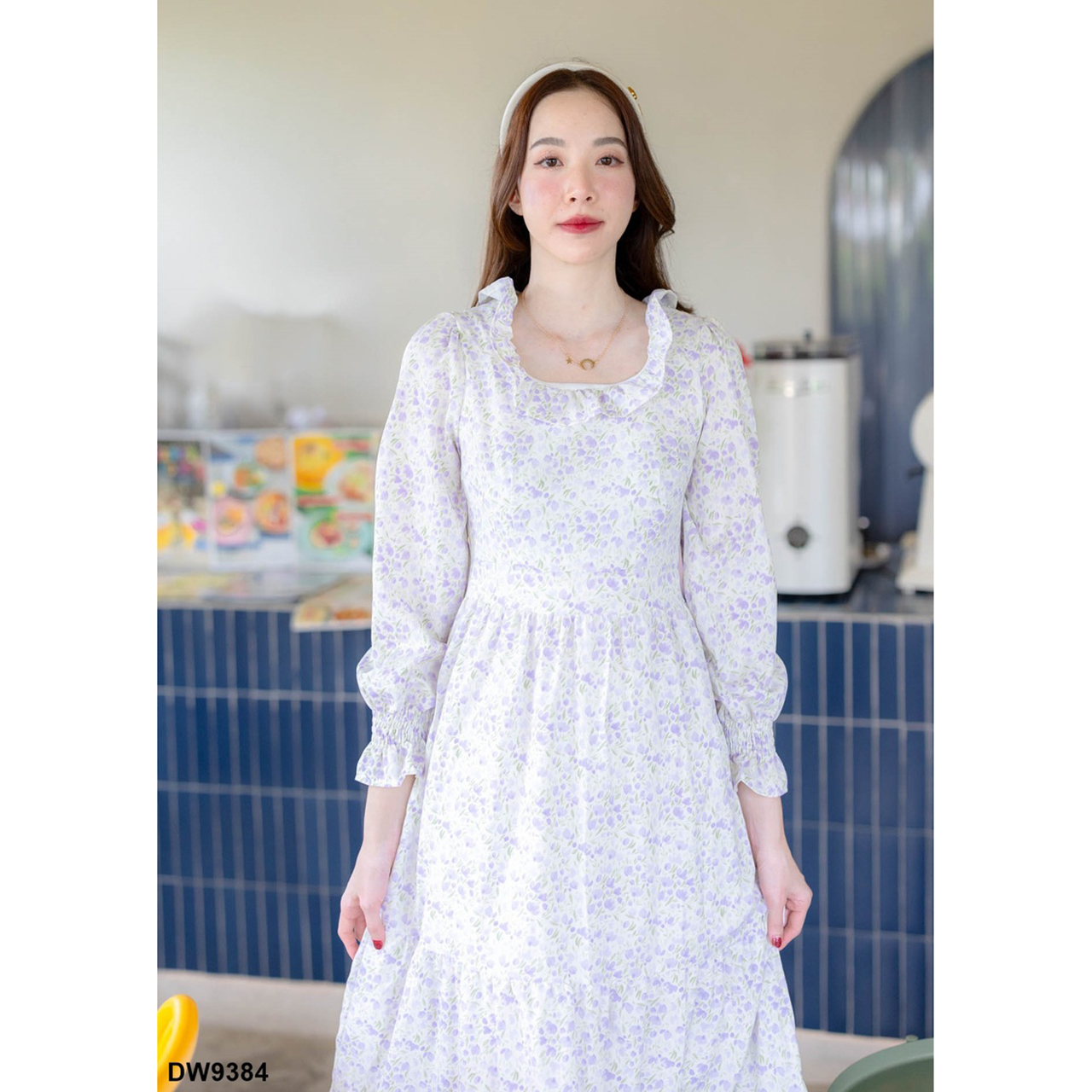 kudapy เดรสตัวยาวแขนยาวแต่งคอระบาย