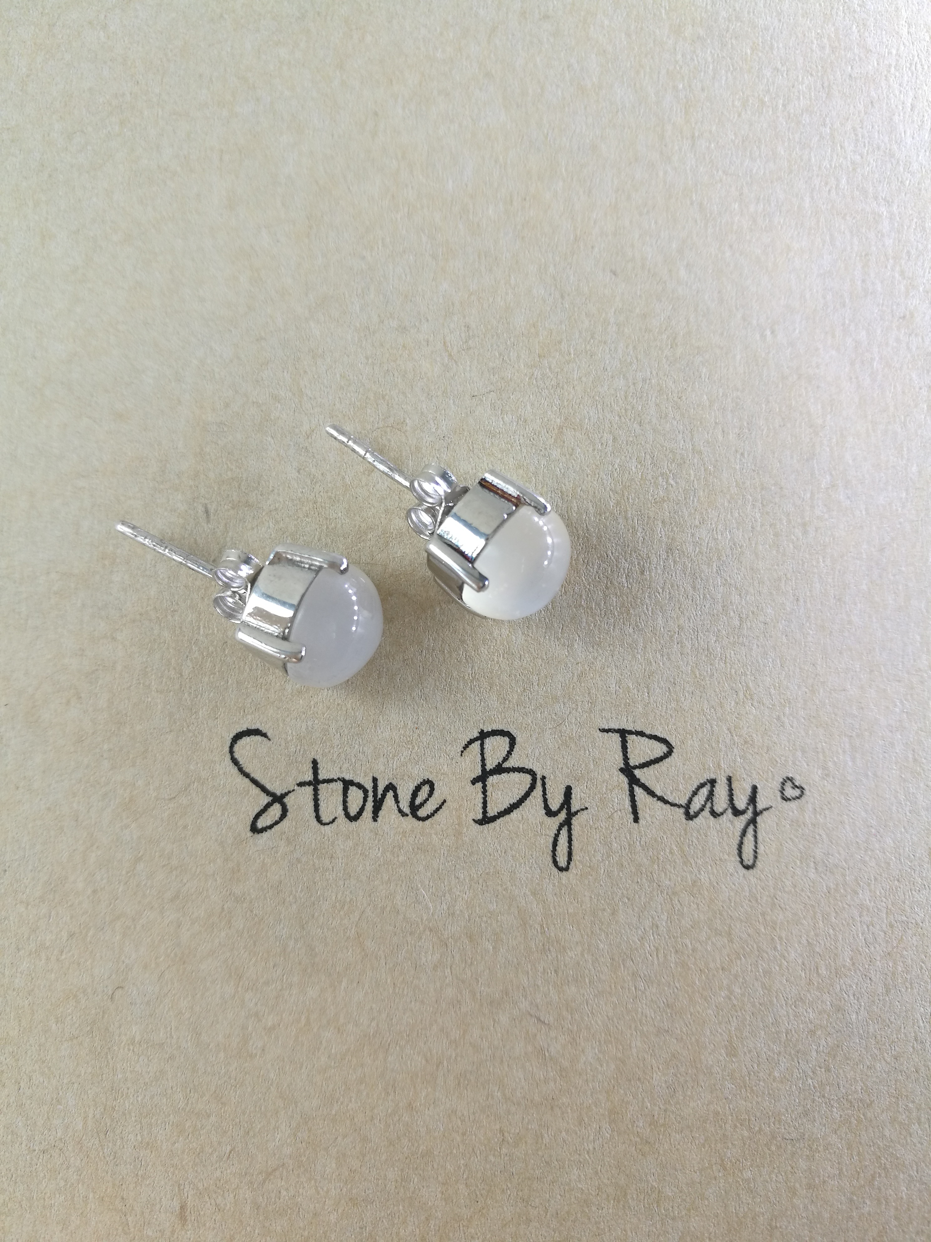 ต่างหูมูนสโตน(Moonstone)