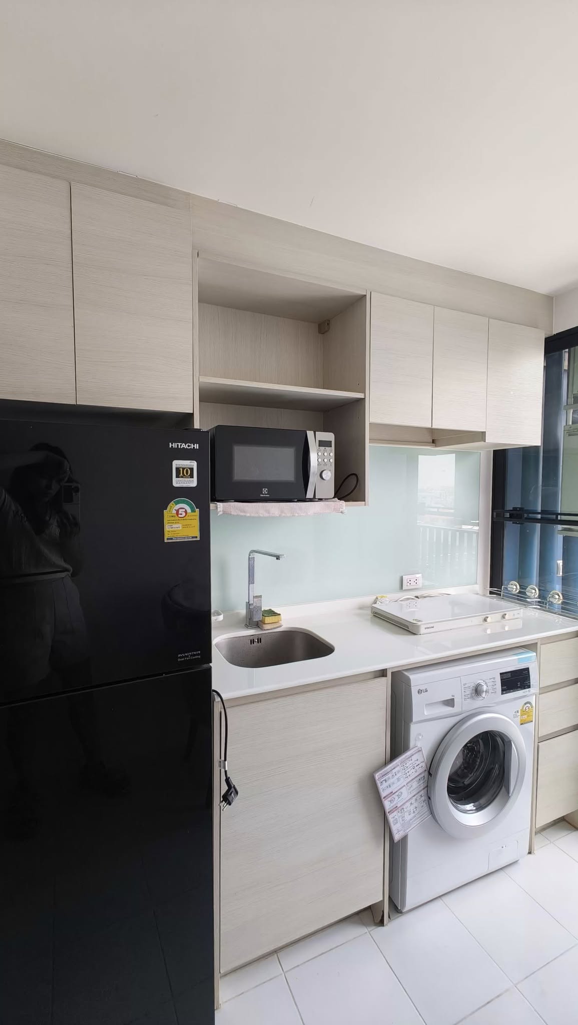 ปล่อยเช่า Chawathai Hallmark Ladprao - Chokchai 4 (ชีวาทัย ฮอลล์มาร์ค ลาดพร้าว - โชคชัย 4) - โซนพื้นที่ MRT โชคชัย 4 1ห้องนอน 1ห้องอเนกประสงค์ 1ห้องน้ำ - ขนาดห้อง 40 ตรม. ชั้น 7 ตึก A เฟส 1 - ให้เช่า 14,000 ต่อเดือน