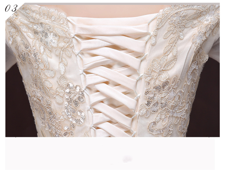 kudapy ชุดราตรีสั้นเปิดไหล่สีแดงเข้ม แขนสามส่วน ลายลูกไม้สวยมาก ดีเทลผูกเชือกด้านหลัง