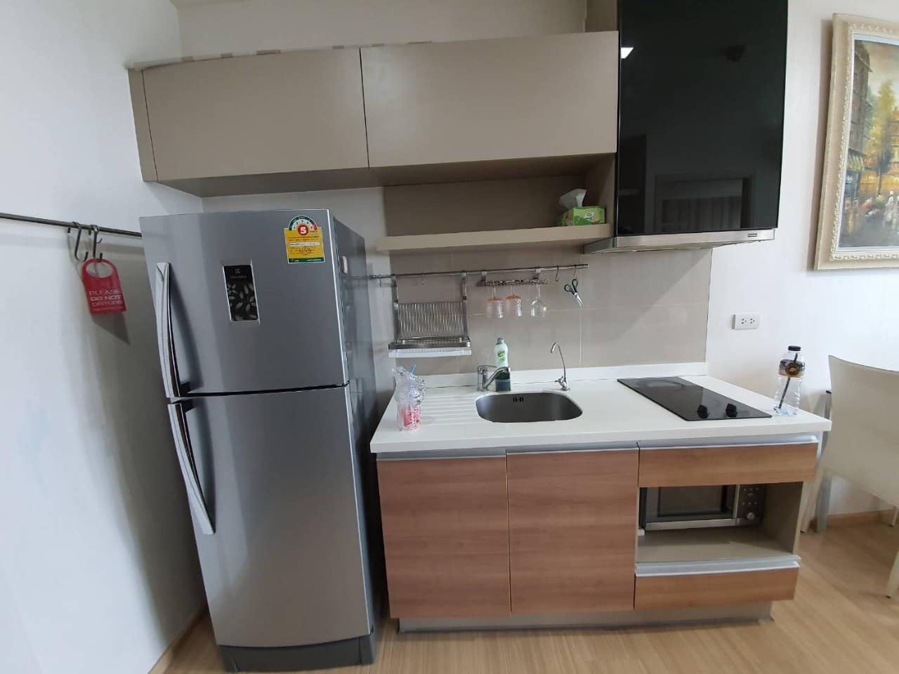 ให้เช่าห้องน่าอยู่เฟอร์ครบมีเครื่องซักผ้า BTS อ่อนนุช สอบถามแอด Line ID : Smile-easy ที่ Rhythm Sukhumvit 50 (ริทึ่ม สุขุมวิท 50)