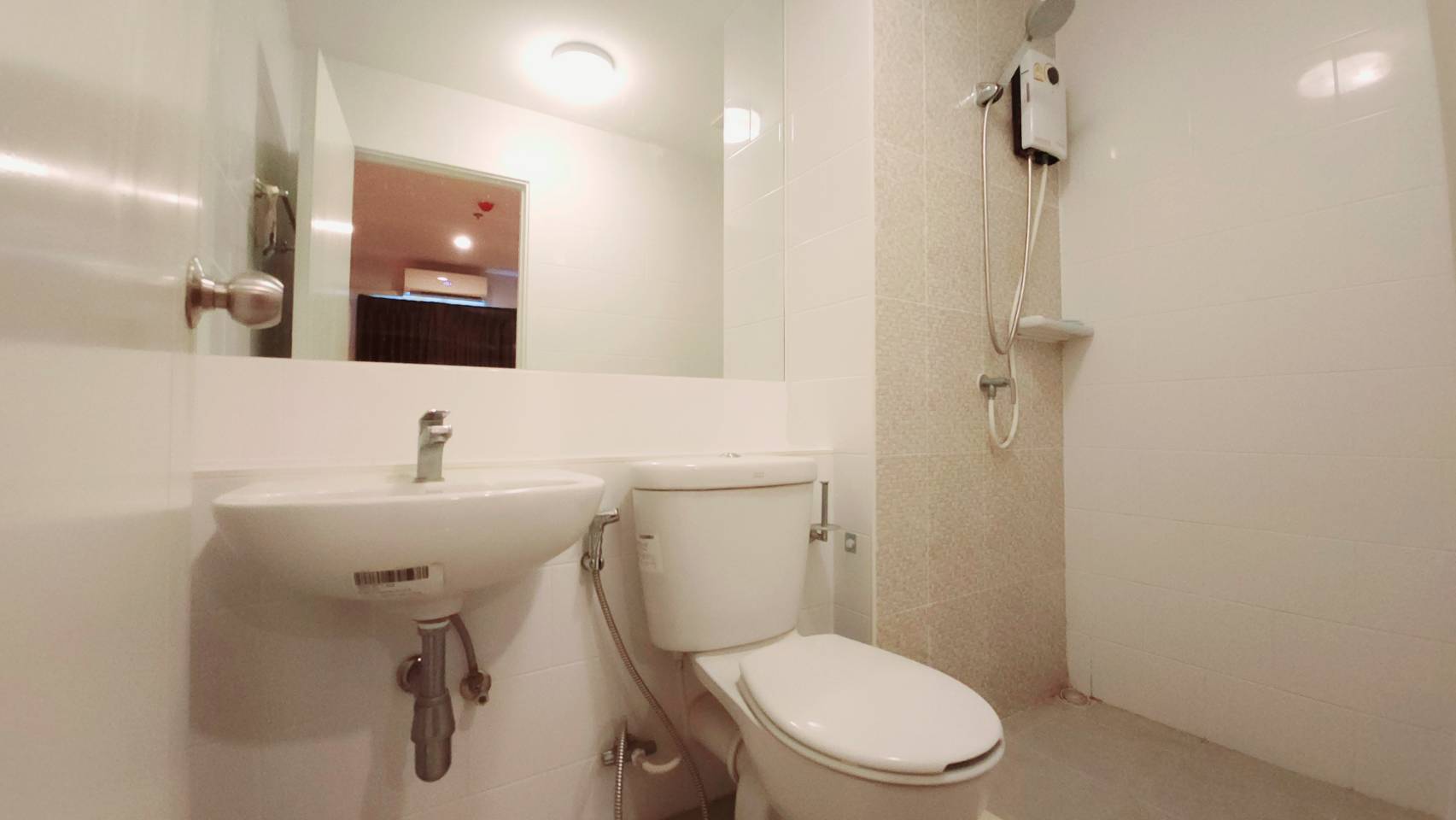 ให้เช่าห้องแบบ 1ห้องนอน 1ห้องน้ำ โซนพื้นที่ MRT สามแยกบางใหญ่ คอนโด Plum Condo Central Station (พลัม คอนโด เซ็นทรัล สเตชั่น) High Rise ขนาดห้อง 25 ตรม. ชั้น 30