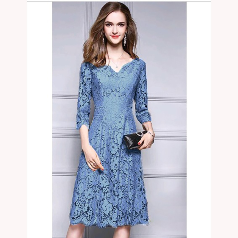 kudapy เดรสลูกไม้สีฟ้าเข้ม/ครีมเบจ/ชมพู แขนสามส่วน คอวี กระโปรงทรงเอบาน เนื้อผ้าลกไม้ลายสวยๆ ยืดหยุ่นได้เล็กน้อย ใส่สบาย