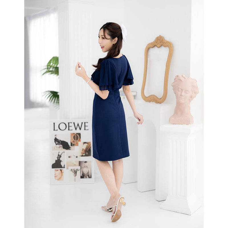 kudapy เดรสสั้นสีม่วง/สีชมพู/สีกรม สทรงเข้ารูป แต่งผ้าชีฟองช่วงแขน คอวี สีสุภาพซิปซ่อนด้านหลัง