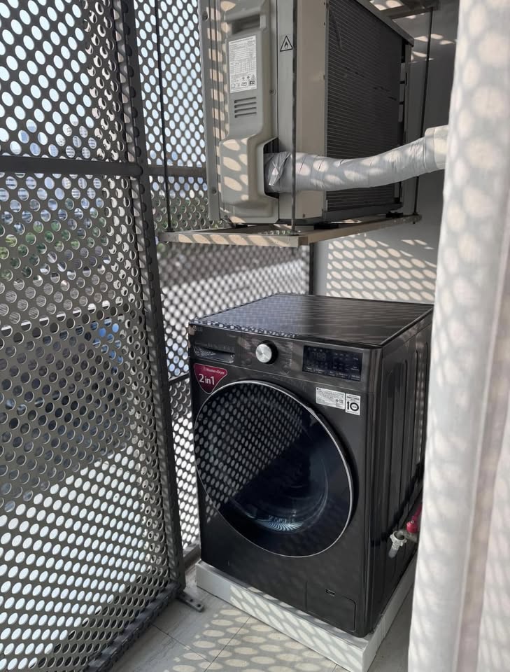 ให้เช่าห้องแบบ 1ห้องนอน 1ห้องน้ำ โซนพื้นที่ BTS ทองหล่อ คอนโด 168 Sukhumvit 36 (168 สุขุมวิท 36) ขนาดห้อง 43 ตรม. ชั้น 5 (luxury segment ห้องหินอ่อนแท้)