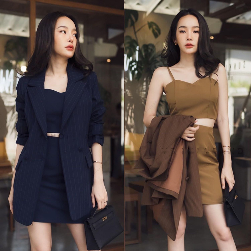 kudapy เซตสูทลายริ้วสีกรม/สีน้ำตาล มาคู่กับสายเดี่ยว พร้อมกระโปรงผ้าเรียบ งานสวย