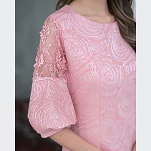 kudapy เดรสบอลลูนสีชมพูโอรส ทรงสวยสุดฮอตเป็นทรงขายดีลูกค้าซื้อซ้ำมากๆ รอบนี้ทางร้านเปลี่ยนผ้าเป็นผ้าลายกุหลาบตามแบบ