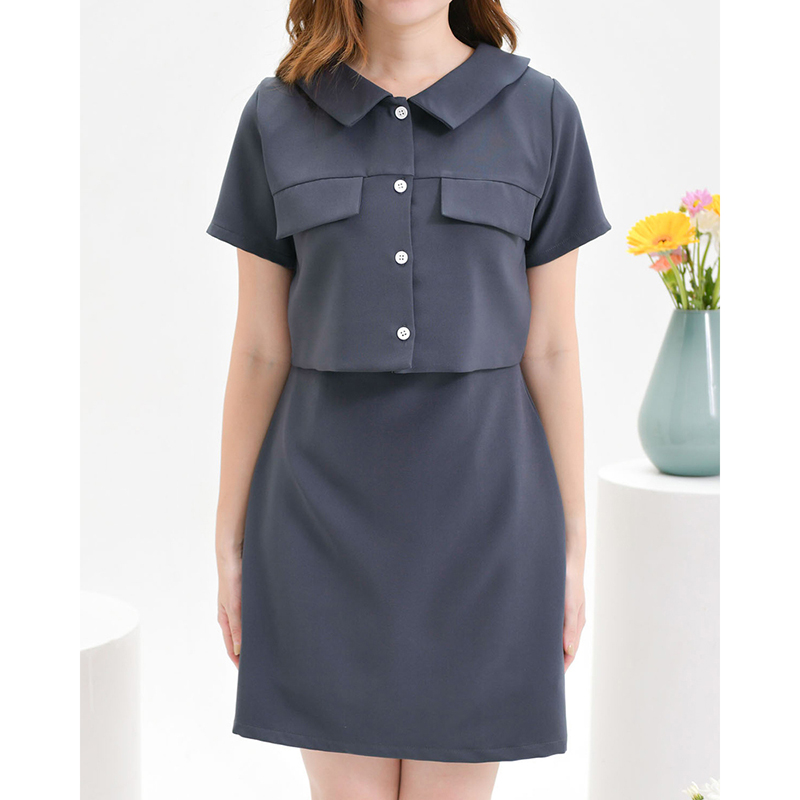kudapy kudapy kudapy เดรสสั้นสีเทาเข้ม/สีเขียวทหาร/สีกรม คอปก คัทติ้งตัดต่อช่วงอก เพิ่มดีเทลปากกระเป๋าเก๋ๆ ดีไซน์น่ารัก กระดุมอกแกะได้จริง เพิ่มความชิคๆเก๋ๆ ใส่สวยปัง