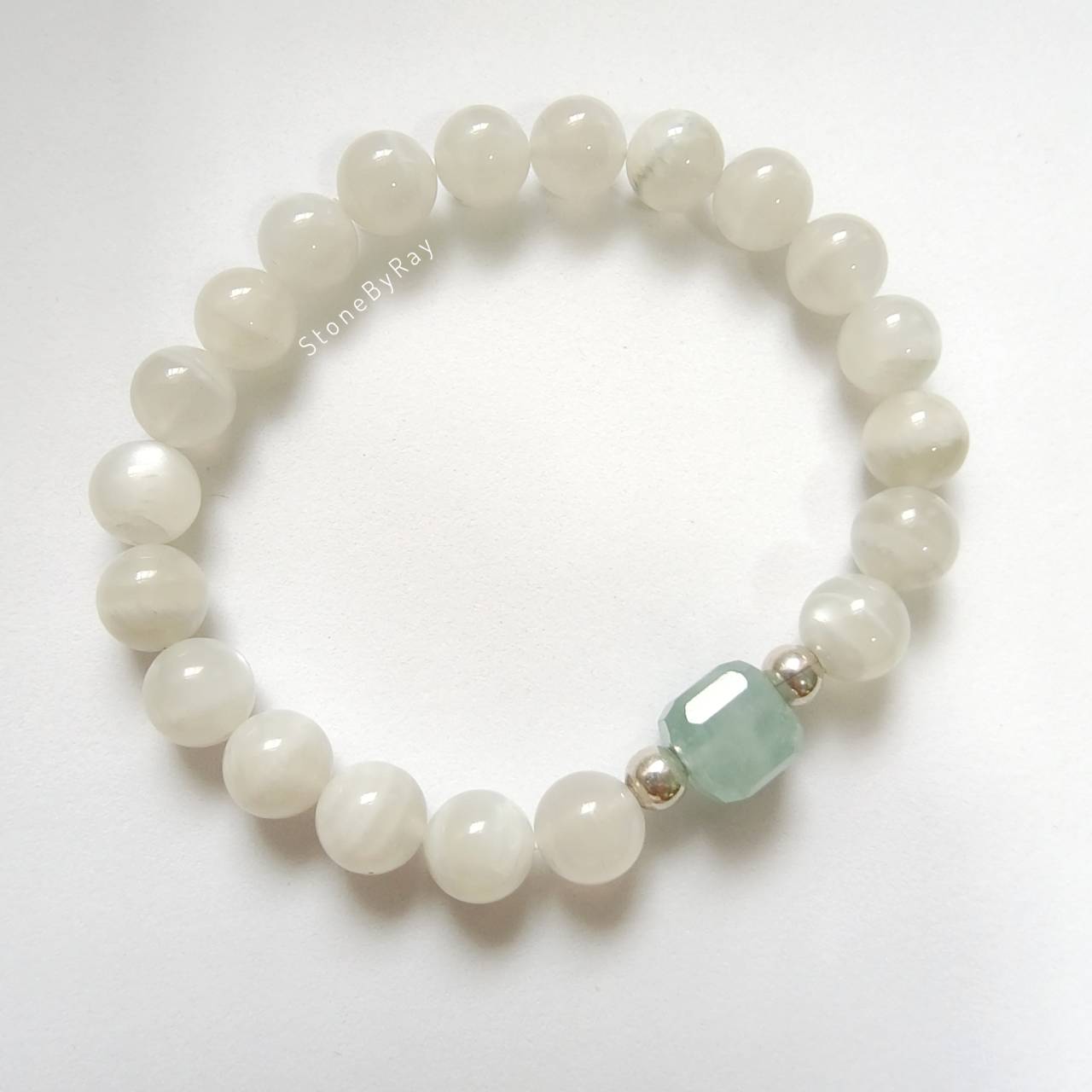 สร้อยข้อมือหินมูนสโตนกับอความารีน Moonstone+Aquamarine